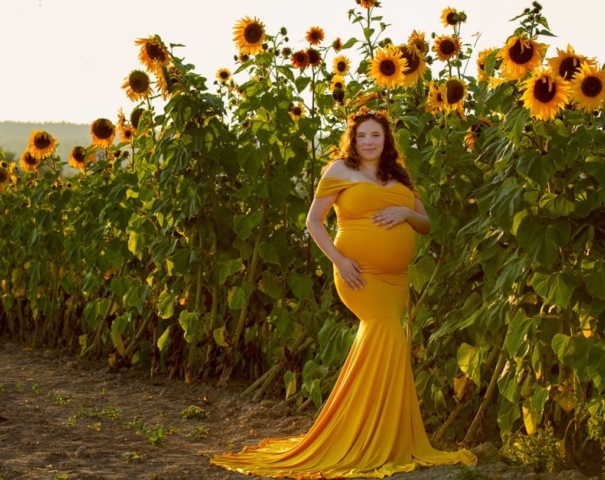 #sunflower #laconner #maternity